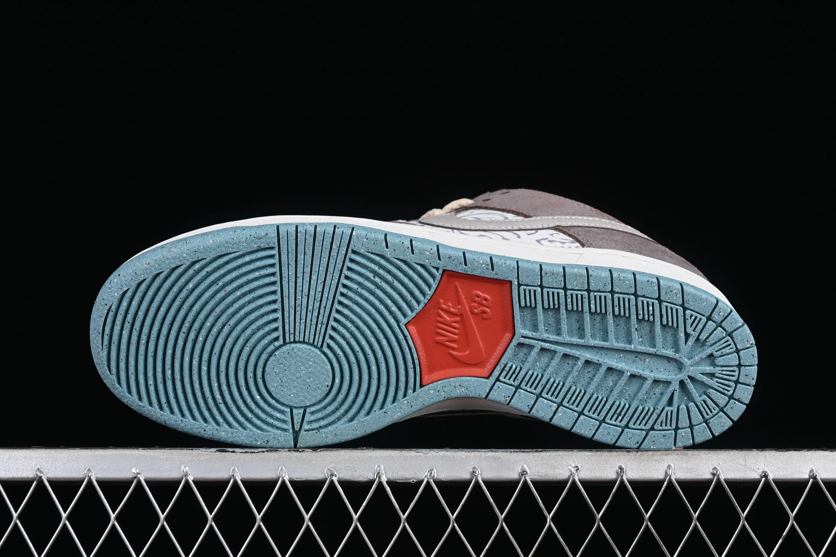 All Categories Nk SB Dunk Series Nk SB Dunk Low Low-top Sneakers Nk SB Dunk Low "Big Money Savings" Big Promotion Theme Embossed SB Low-top Casual Sneakers FZ3129-200